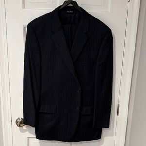 Jos. A. Bank Men's Navy Pinstripe Suit 48R pants 42x31”